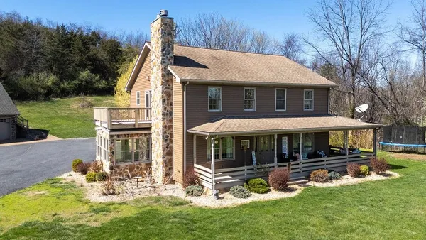 $825,000 | 840 Commerce Road, Staunton, VA 24401