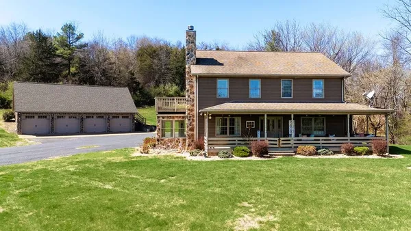 $825,000 | 840 Commerce Road, Staunton, VA 24401