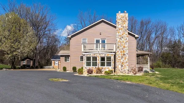 $825,000 | 840 Commerce Road, Staunton, VA 24401