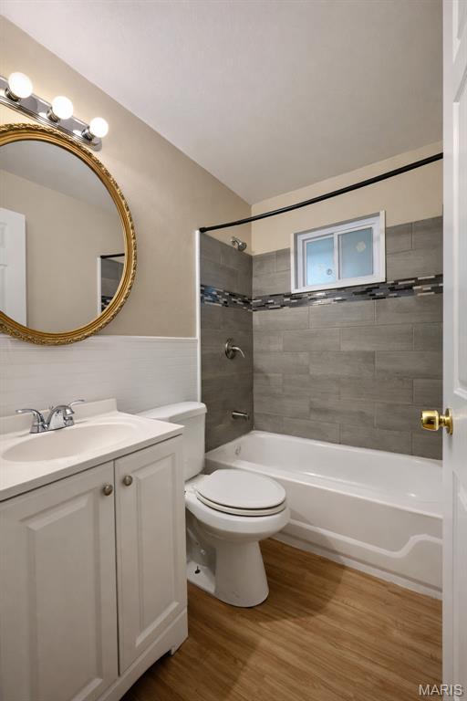 10632 Glen Garry Road St. Louis, MO 63137 - Photo 6 of 9