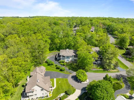 $1,029,900 | 1066 Edinborough Court, Geneva, WI 53147