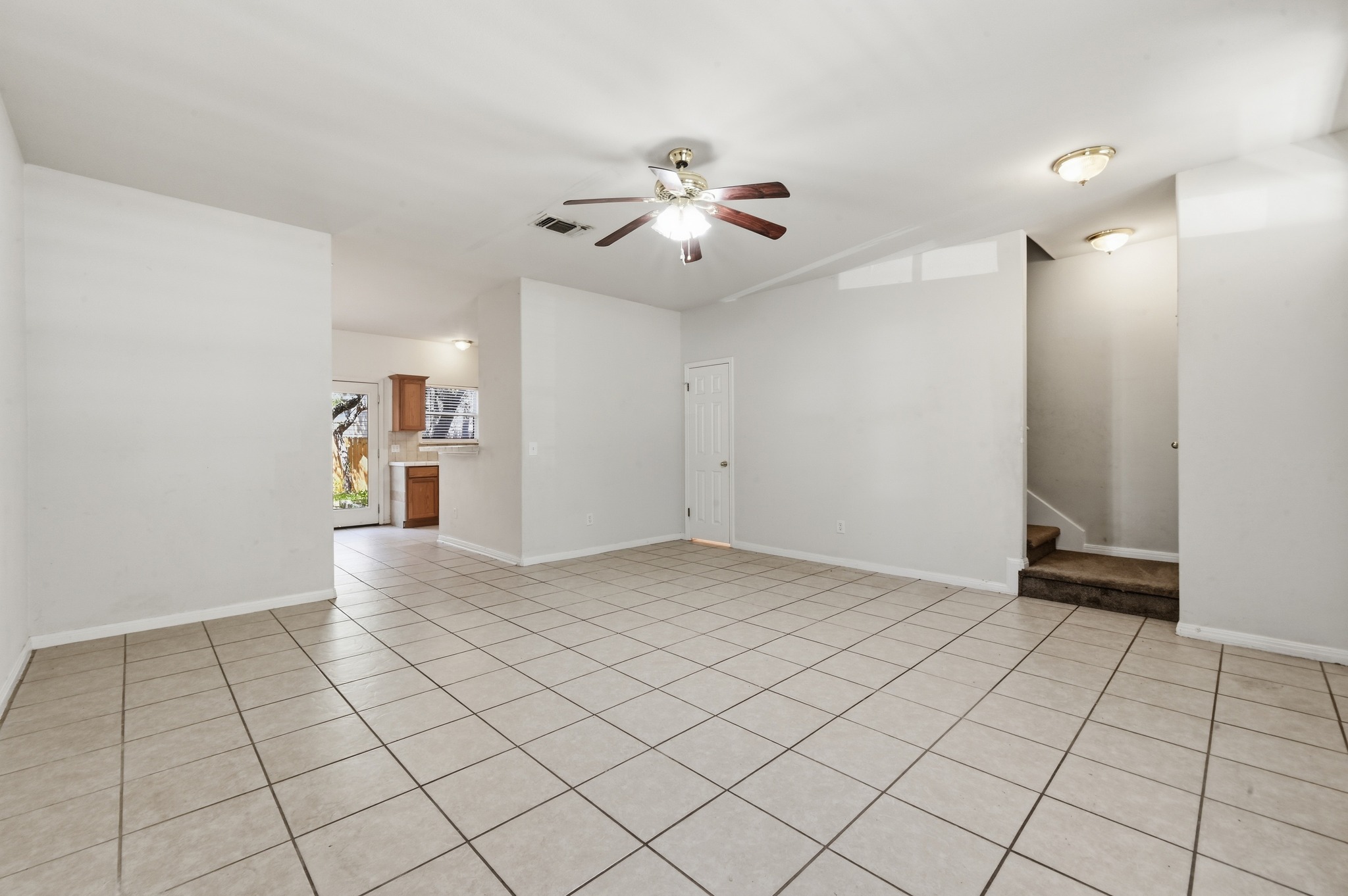 36 Deer Ridge Road Wimberley, TX 78676 - Photo 5 of 34 Gallery Image 5