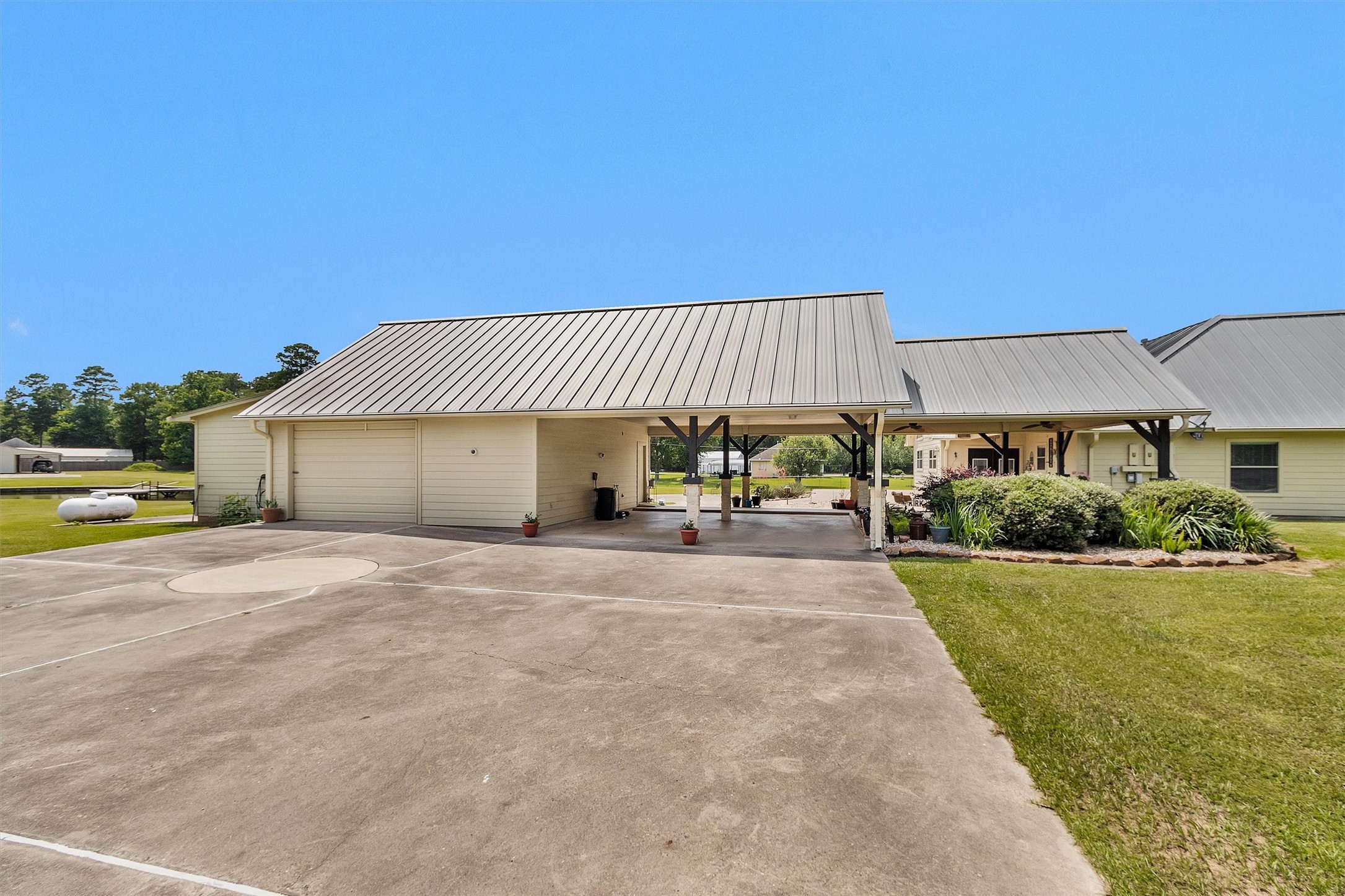11426 Willis Waukegan Road Conroe, TX 77303 - Photo 29 of 44
