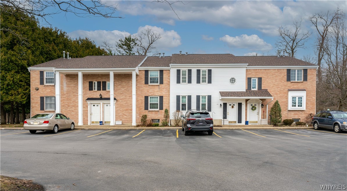 270 Buffalo Road, Unit 27 East Aurora, NY 14052 - Photo 3 of 40