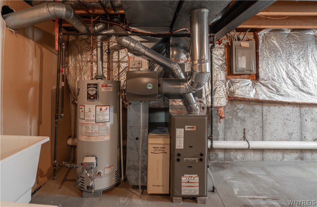 270 Buffalo Road, Unit 27 East Aurora, NY 14052 - Photo 33 of 40