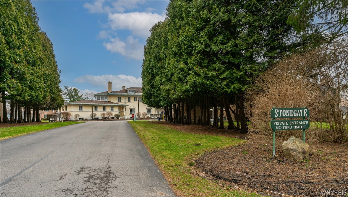 270 Buffalo Road, Unit 27 East Aurora, NY 14052 - Photo 40 of 40