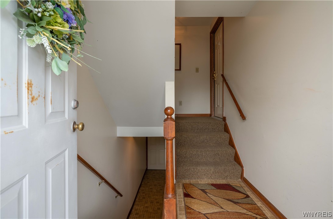 270 Buffalo Road, Unit 27 East Aurora, NY 14052 - Photo 4 of 40