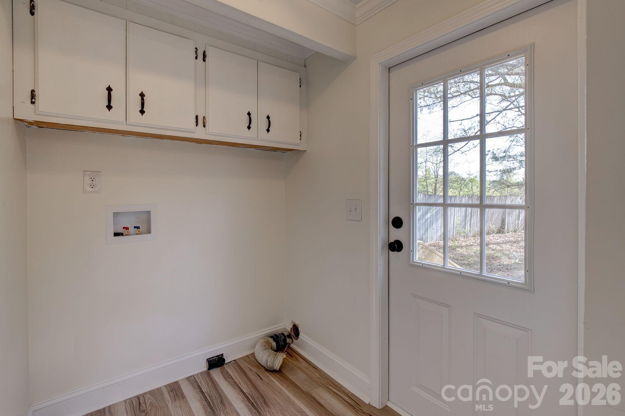 4282 Fred Gardner Road Kershaw, SC 29067 - Photo 17 of 36 a view of cabinets and window