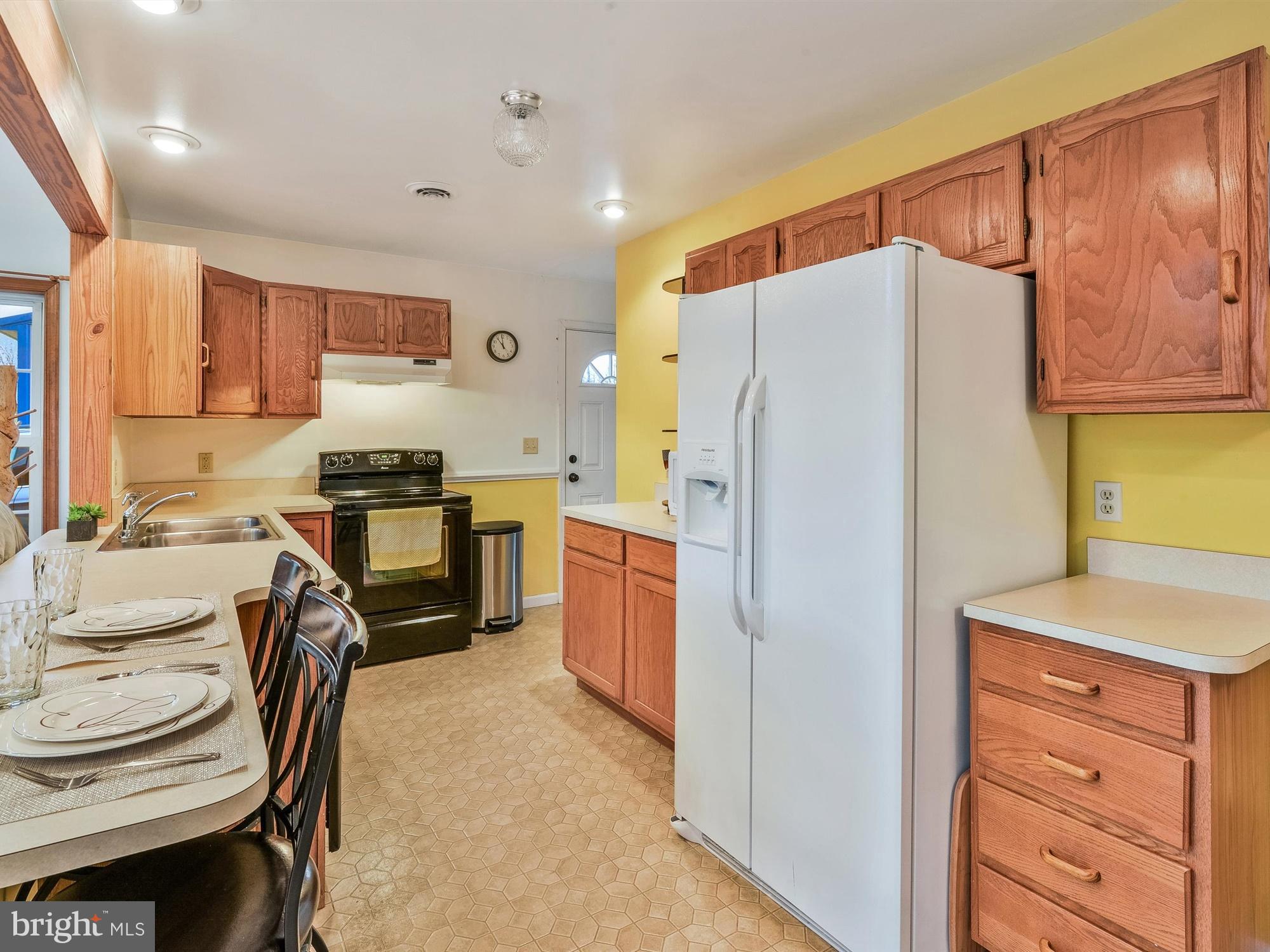 62 Mowery Road Jonestown, PA 17038 - Photo 3 of 20 Kitchen