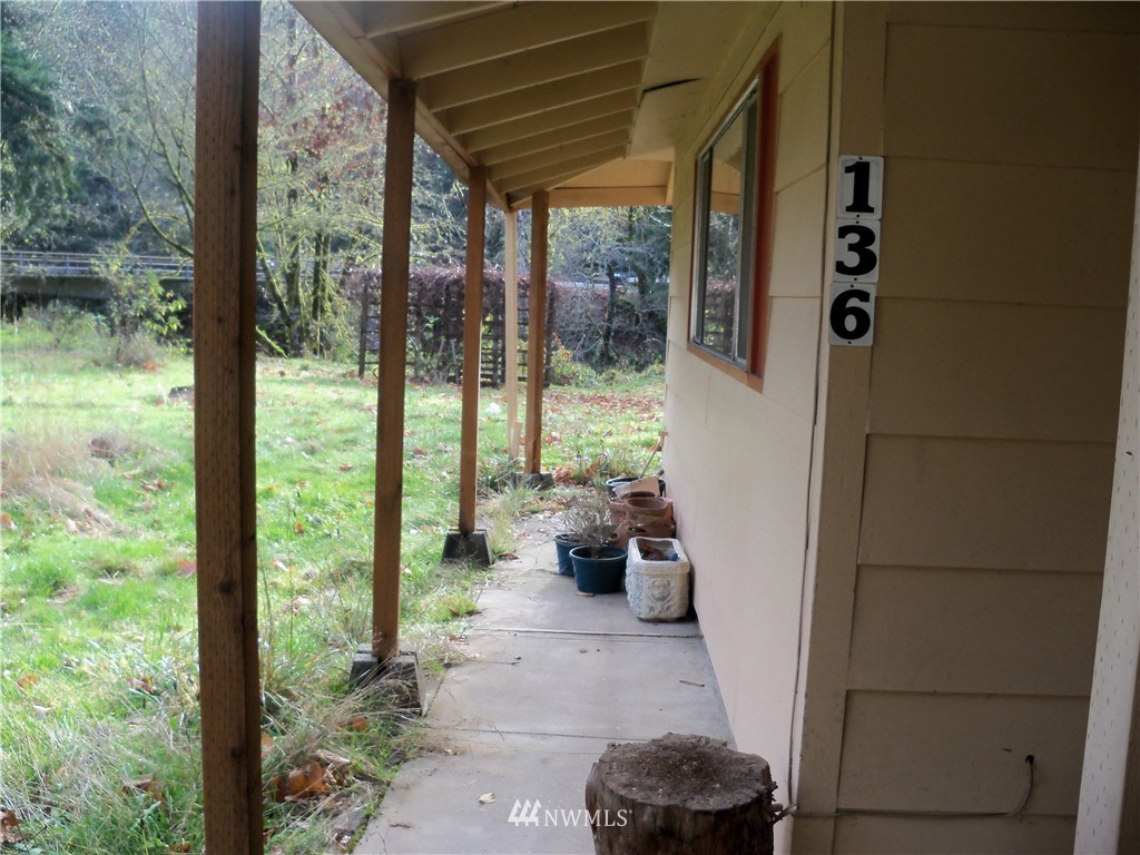 136 Schoolhouse Road Kelso, WA 98626 - Photo 11 of 21 Gallery Image 11