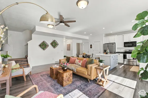 $395,000 | 4212 West Bison Park Court, Riverton, UT 84096