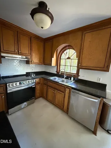 $569,900 | 108 Canterfield Road, Cary, NC 27513