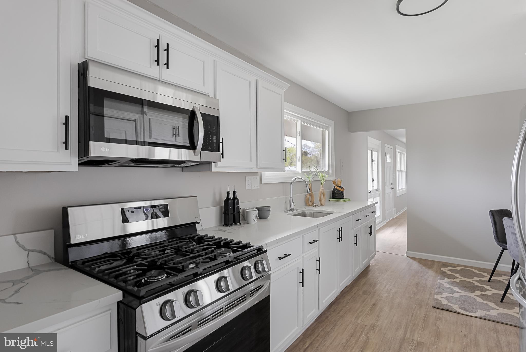 32 Langrock Way Burlington, NJ 08016 - Photo 8 of 25