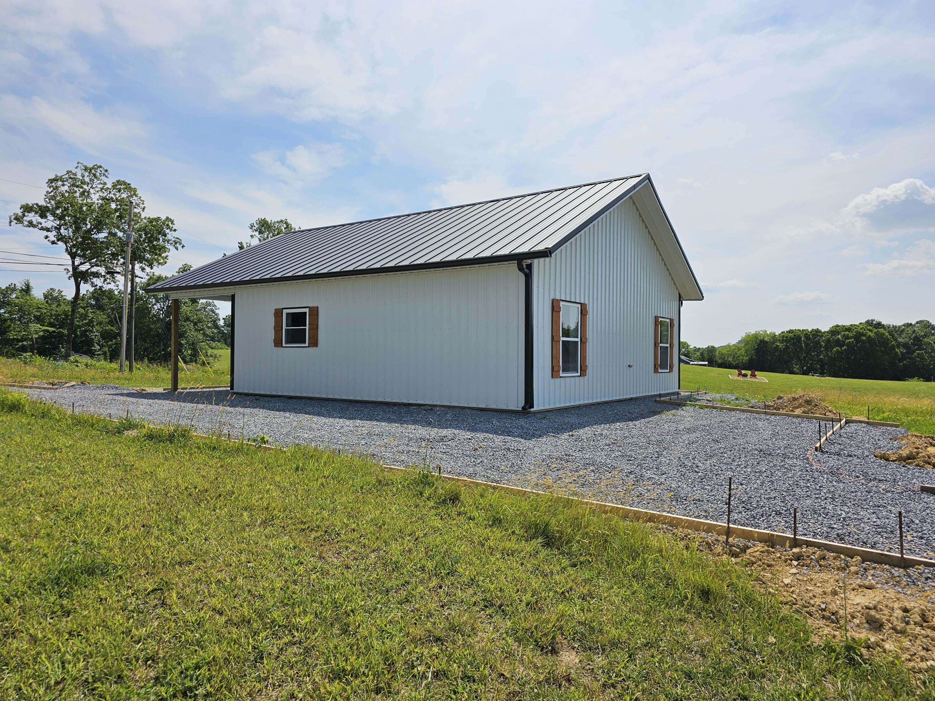 380 Raders Sidetrack Road Greeneville, TN 37743 - Photo 21 of 24 20230613_153704