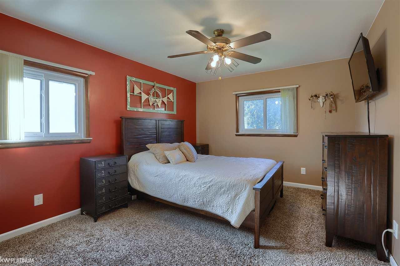 9801 Bartel Road Columbus, MI 48063 - Photo 16 of 26