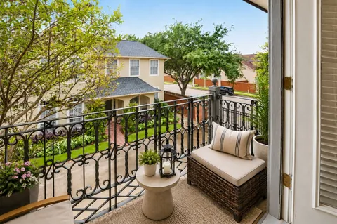 $529,999 | 1470 Springrock Lane, Unit 6, Houston, TX 77055