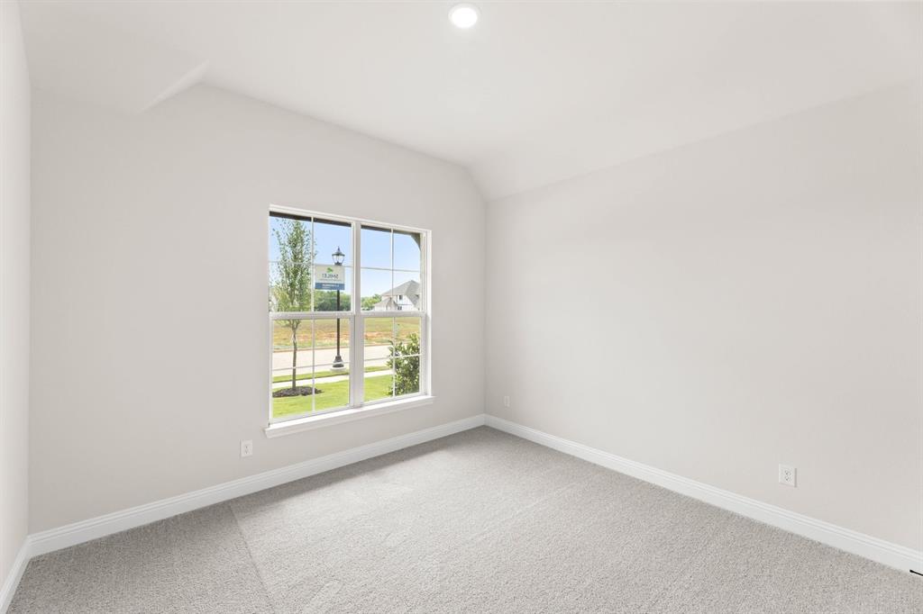 35 Magpie Street Joshua, TX 76058 - Photo 15 of 19 an empty room with a window