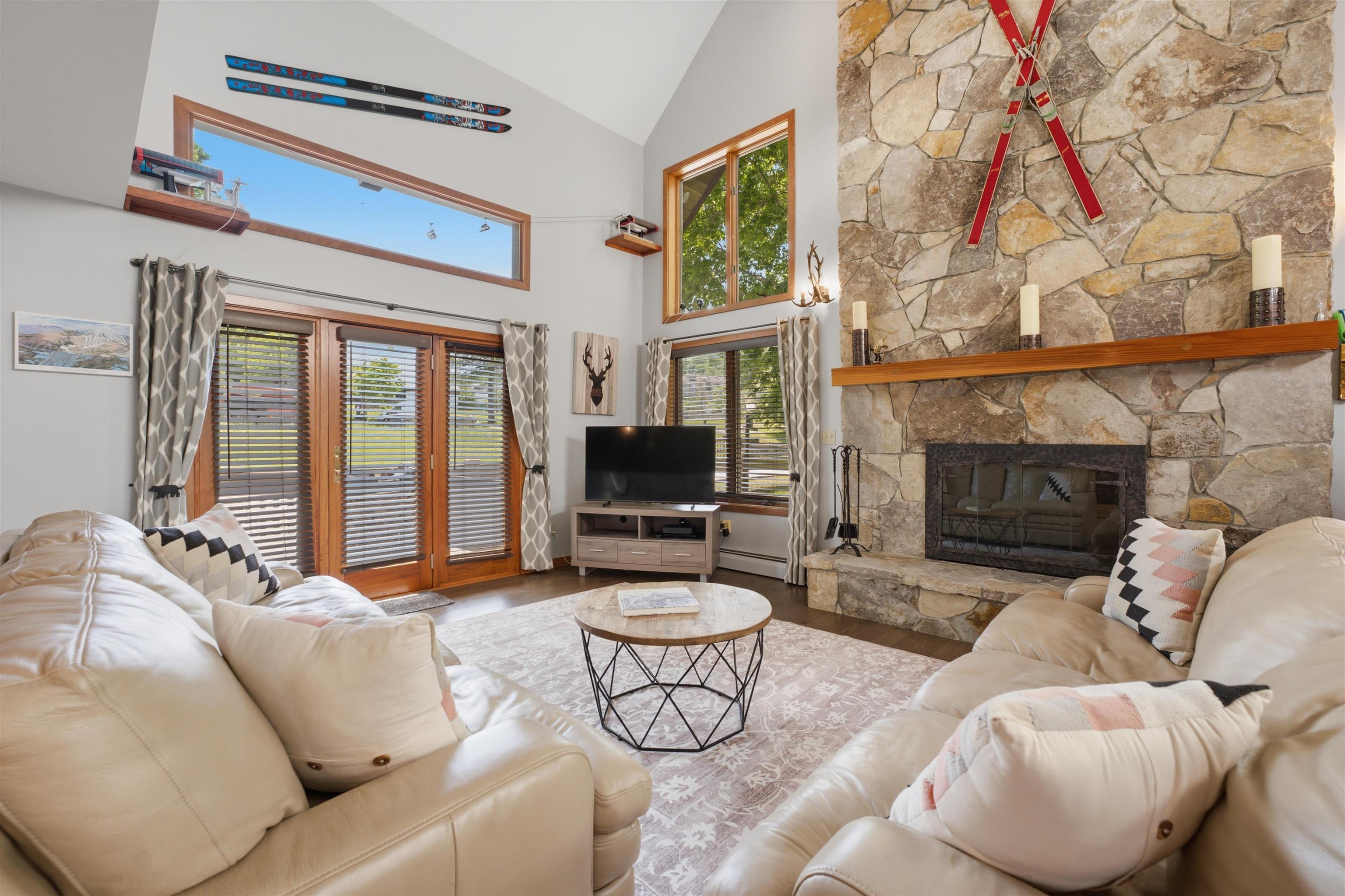 16 Middle Ridge Road, Unit 22 Winhall, VT 05155 - Photo 1 of 16