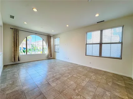 $4,900 | 50 Fairymoss, Irvine, CA 92620