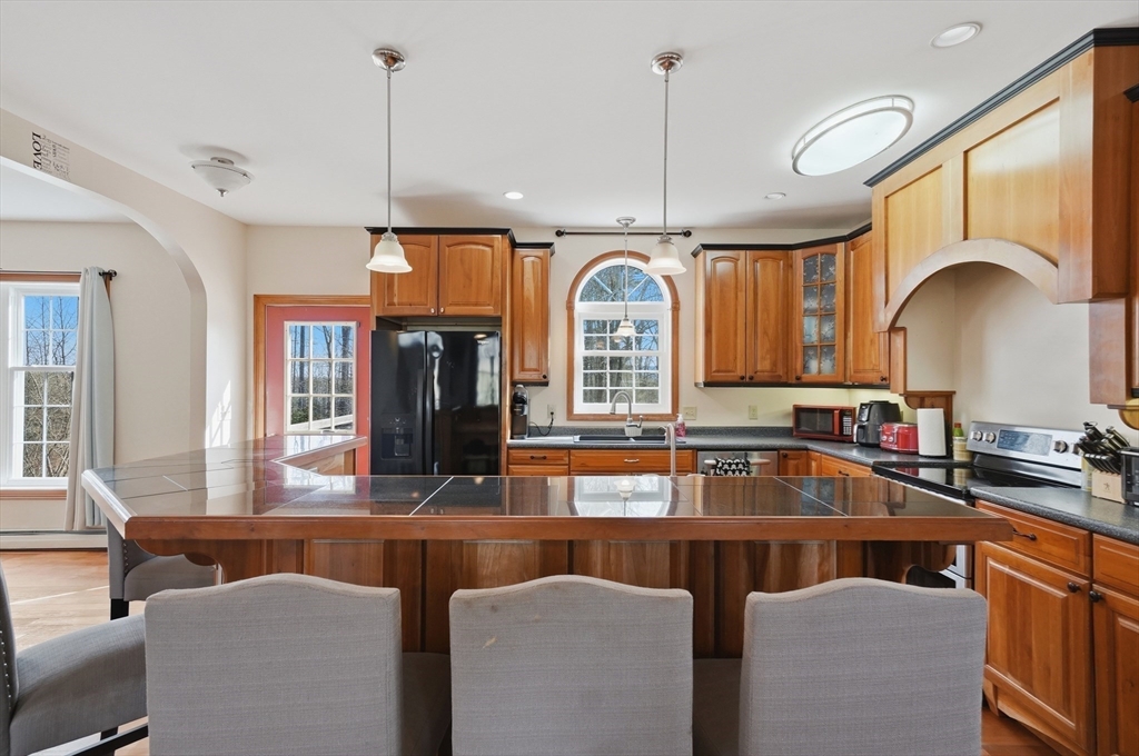 311 South Sugar Hill Road Weare, NH 03281 - Photo 6 of 38