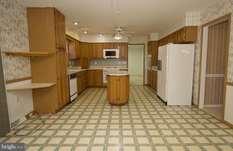 18 North Springview Drive Dover, DE 19901 - Photo 31 of 53