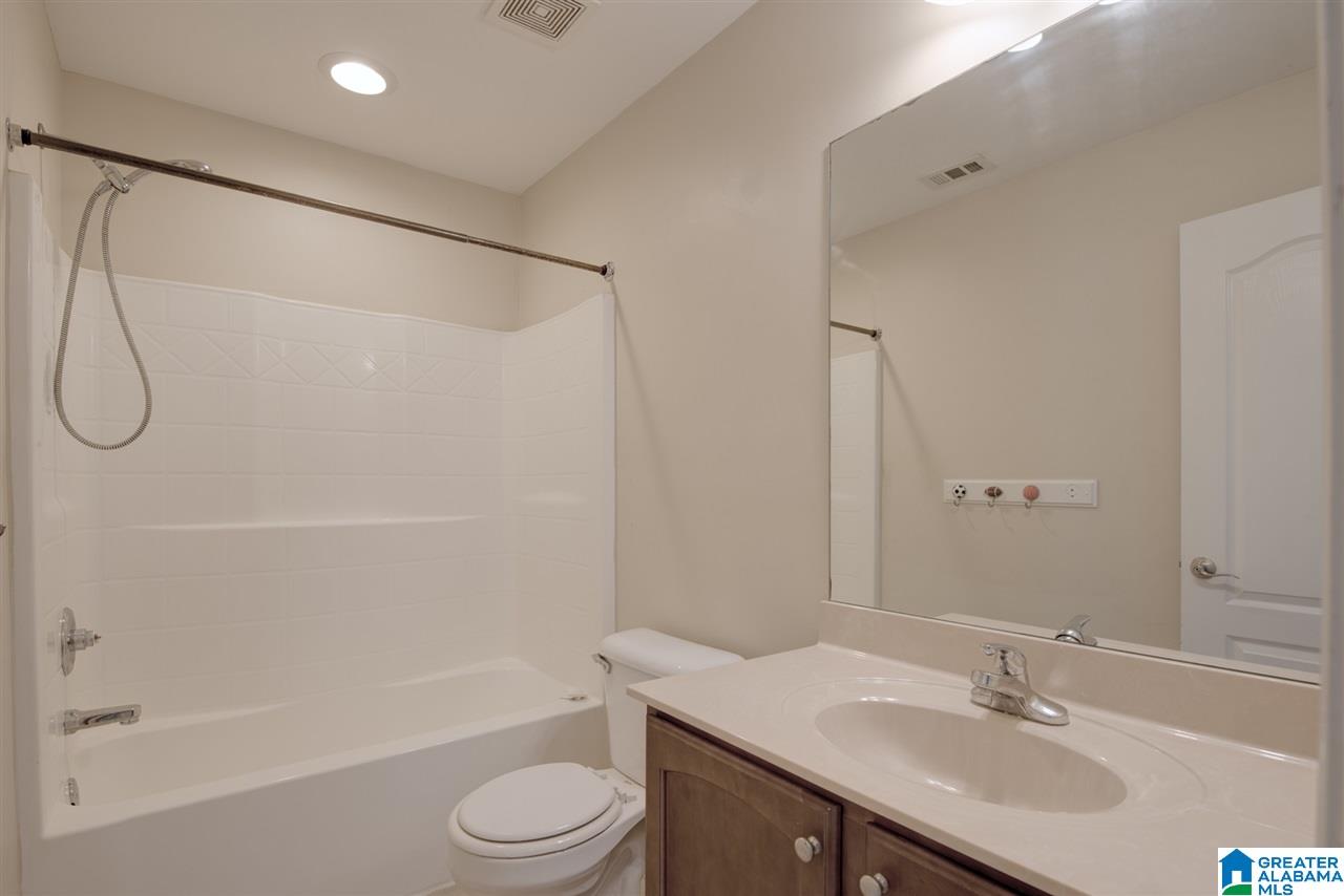 969 Valley Circle Leeds, AL 35094 - Photo 25 of 31
