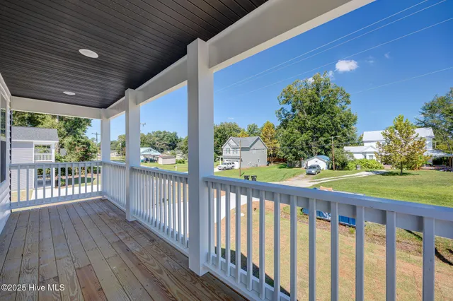 $324,900 | 201 West Williams Street, Burgaw, NC 28425