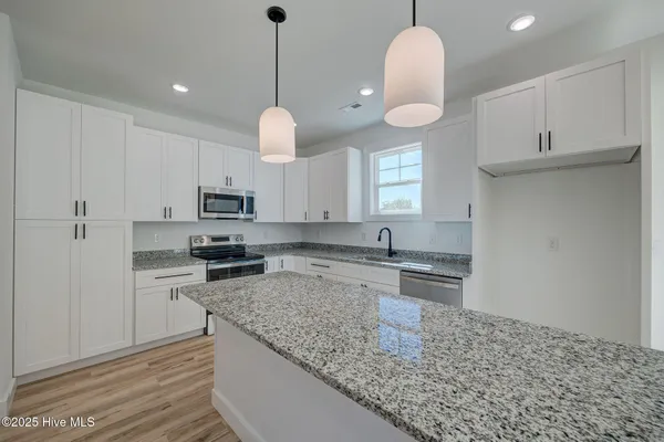 $310,000 | 201 West Williams Street, Burgaw, NC 28425
