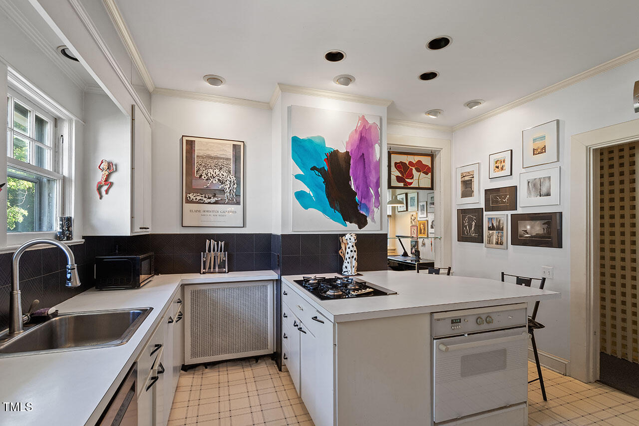 1104 North Gregson Street Durham, NC 27701 - Photo 15 of 45 1104 North Gregson Street P_24