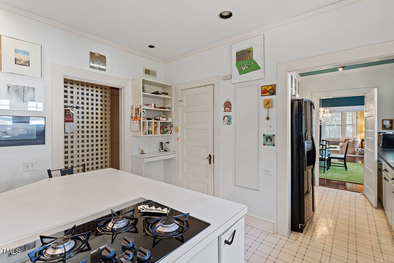 1104 North Gregson Street Durham, NC 27701 - Photo 16 of 45 1104 North Gregson Street P_25