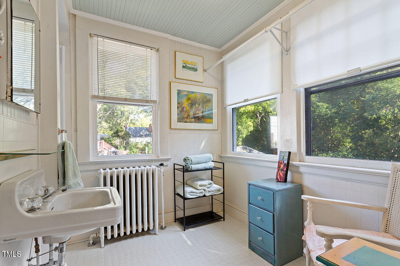 1104 North Gregson Street Durham, NC 27701 - Photo 19 of 45 1104 North Gregson Street P_28