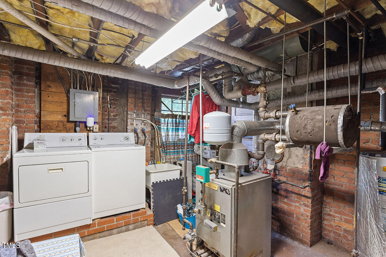 1104 North Gregson Street Durham, NC 27701 - Photo 34 of 45 1104 North Gregson Street P_41