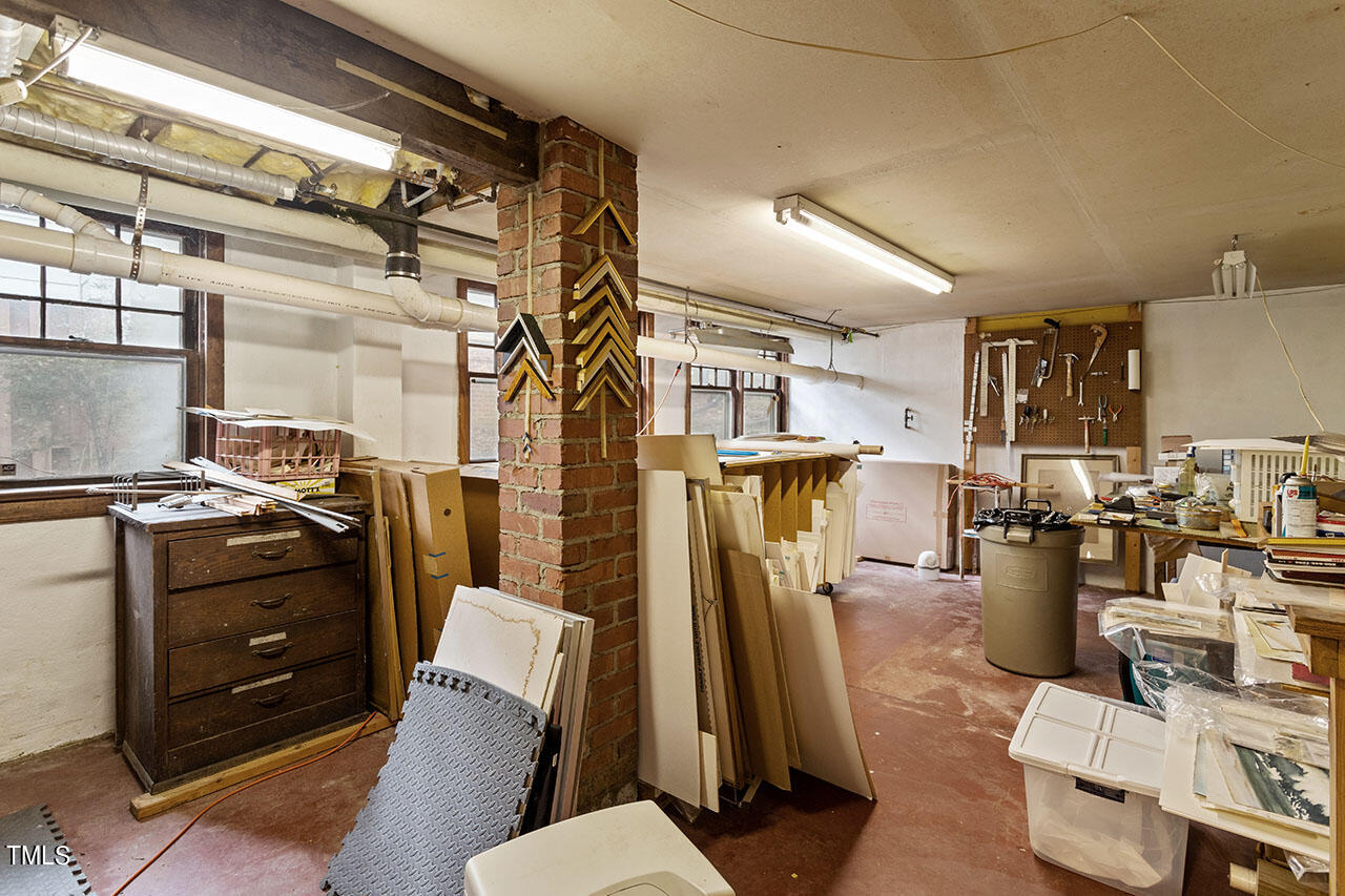 1104 North Gregson Street Durham, NC 27701 - Photo 37 of 45 1104 North Gregson Street_09