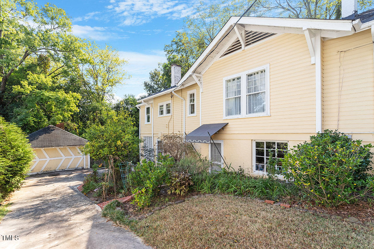 1104 North Gregson Street Durham, NC 27701 - Photo 39 of 45 1104 North Gregson Street P_04