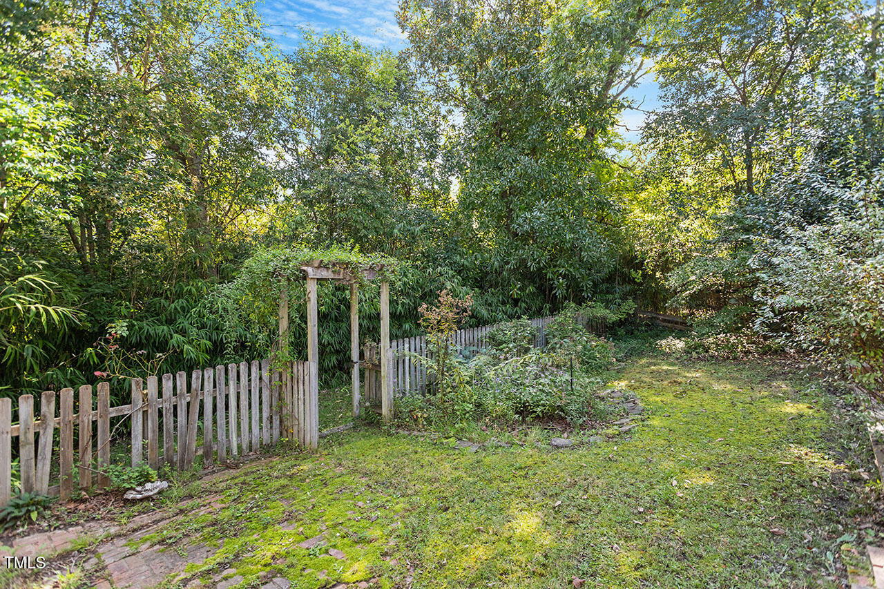 1104 North Gregson Street Durham, NC 27701 - Photo 42 of 45 1104 North Gregson Street P_06