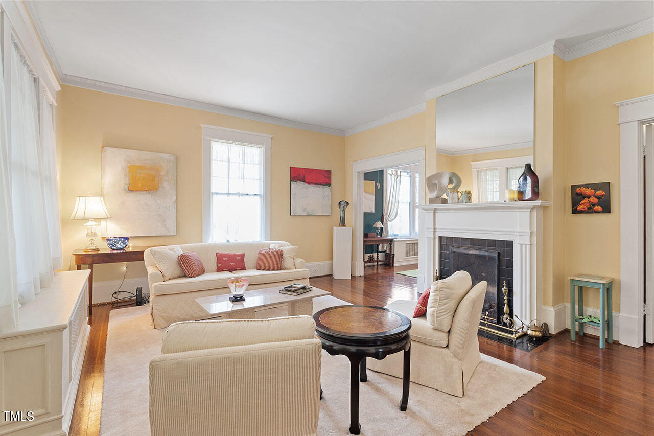 1104 North Gregson Street Durham, NC 27701 - Photo 6 of 45 1104 North Gregson Street P_15