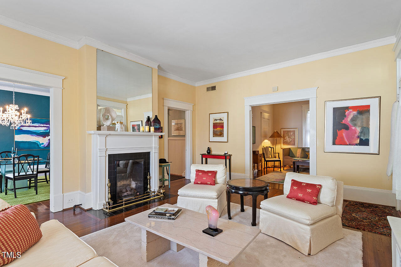 1104 North Gregson Street Durham, NC 27701 - Photo 9 of 45 1104 North Gregson Street P_18