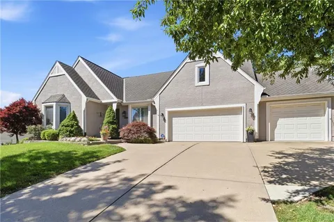 $645,000 | 12008 Summit Street, Kansas City, MO 64145
