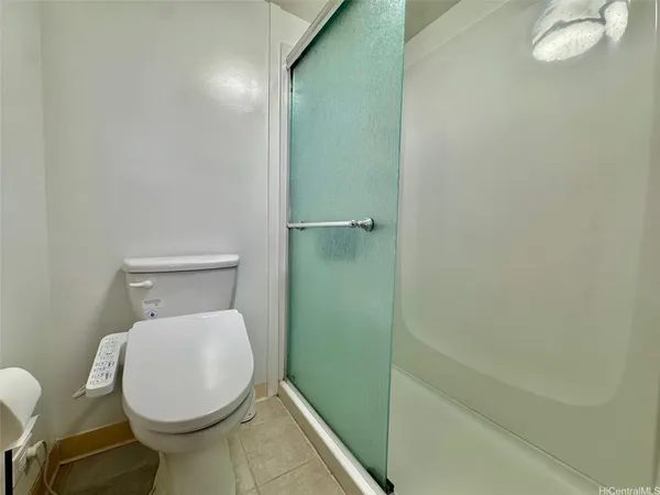 $3,200 | 322 Aoloa Street, Unit 404, Kailua, HI 96734