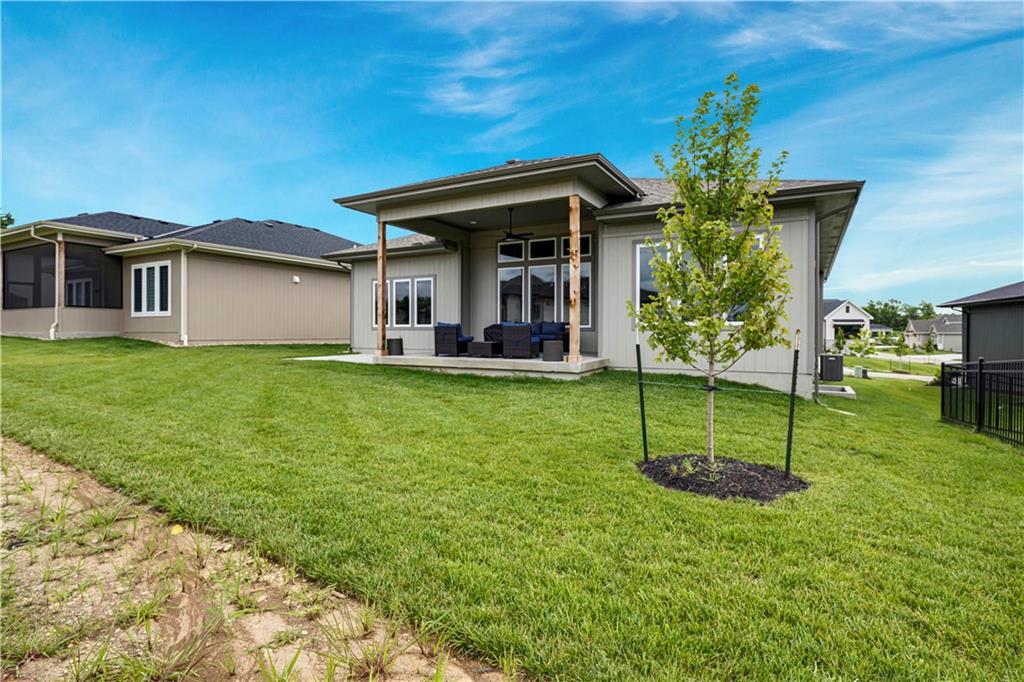 9836 Shady Bend Road Lenexa, KS 66227 - Photo 27 of 29