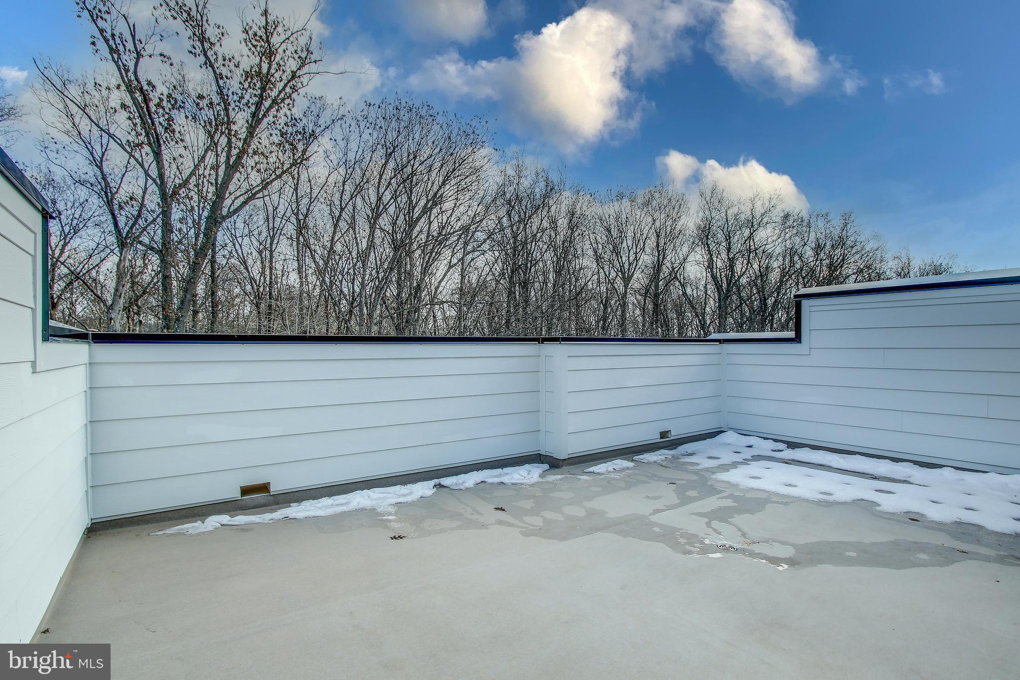 11306 Emerald Park Road Potomac, MD 20854 - Photo 28 of 42