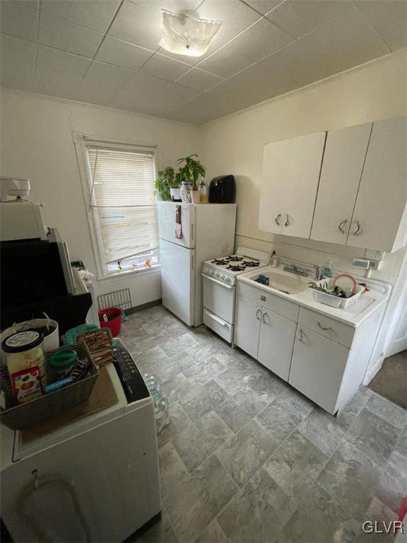 707 South 5th Street, Unit 2 Allentown, PA 18103 - Photo 3 of 9 a room with storage and utility