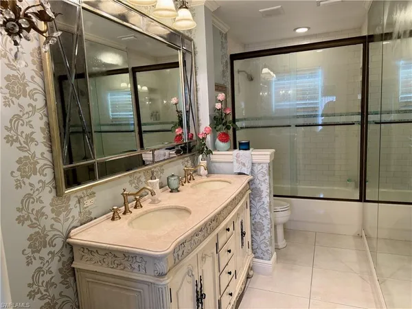 $7,000 | 1666 Osprey Avenue, Unit 203, Naples, FL 34102