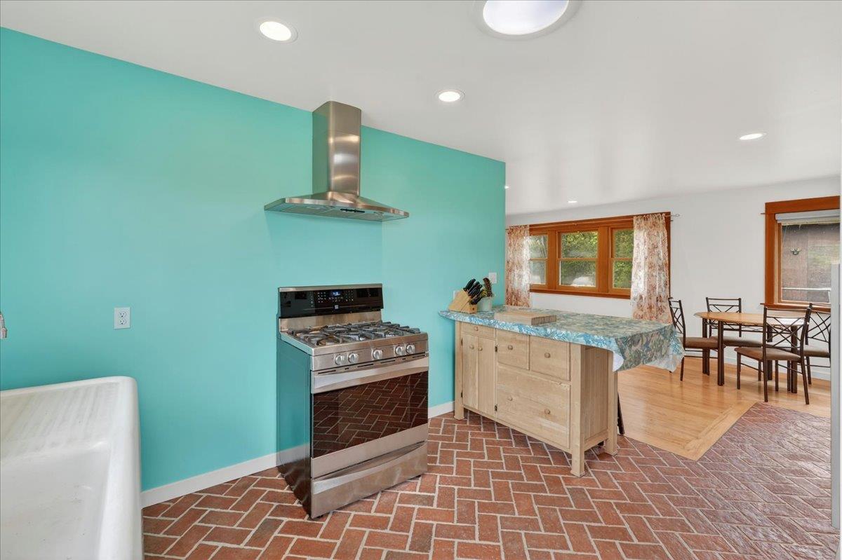 67 Hughes Road Watsonville, CA 95076 - Photo 10 of 33