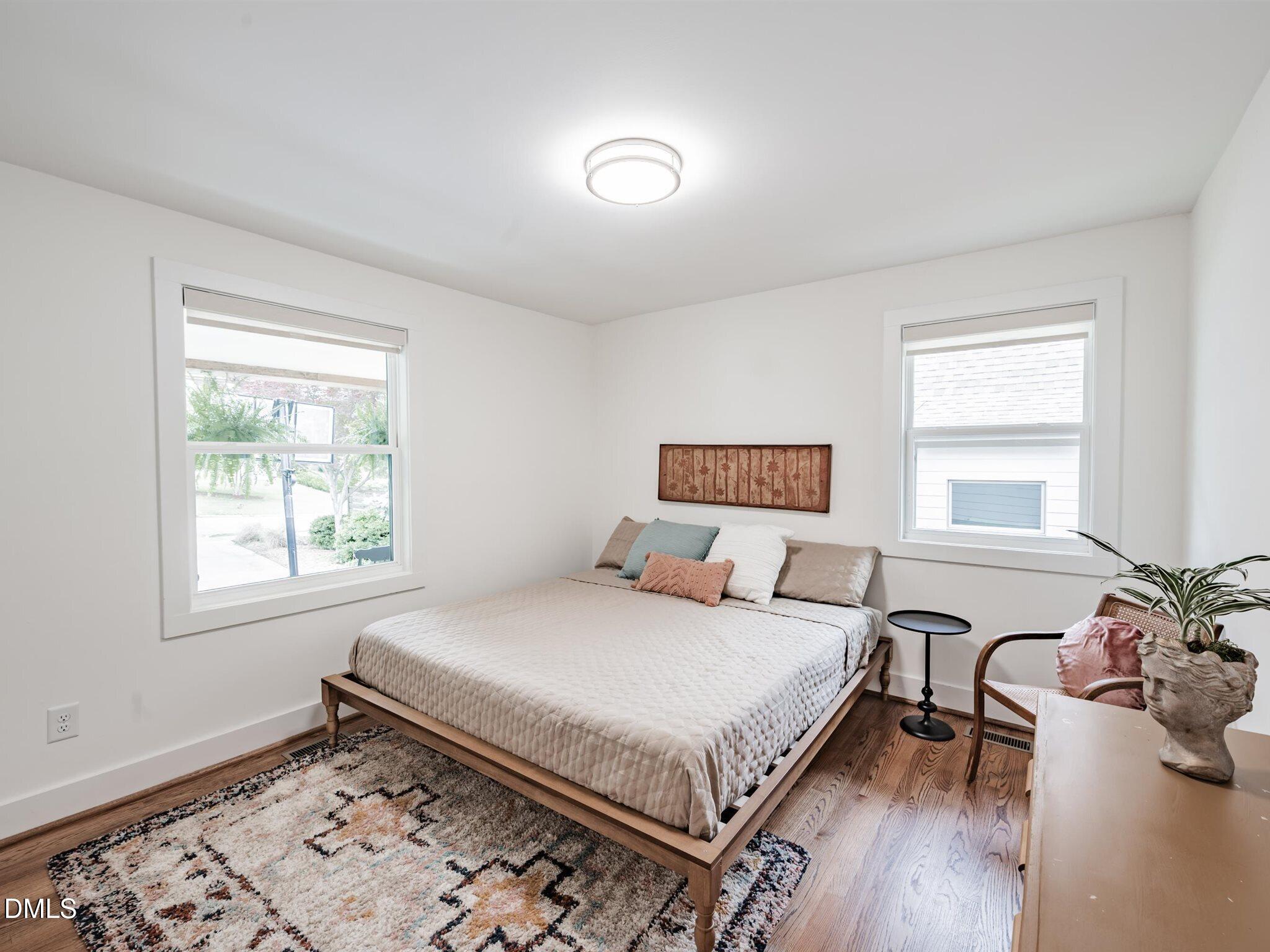 828 Woodburn Road Raleigh, NC 27605 - Photo 47 of 76 49-Bedroom