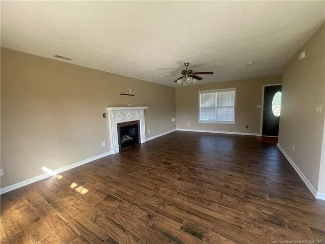 $1,950 | 6617 Valley Falls Road, Hope Mills, NC 28348