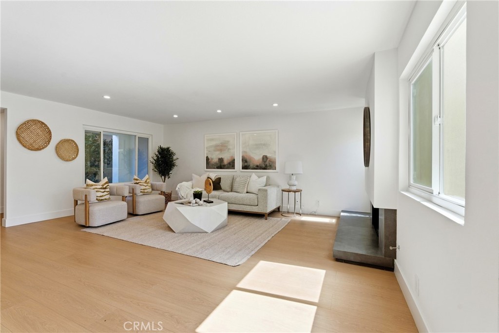 41 Seton Road Irvine, CA 92612 - Photo 2 of 51
