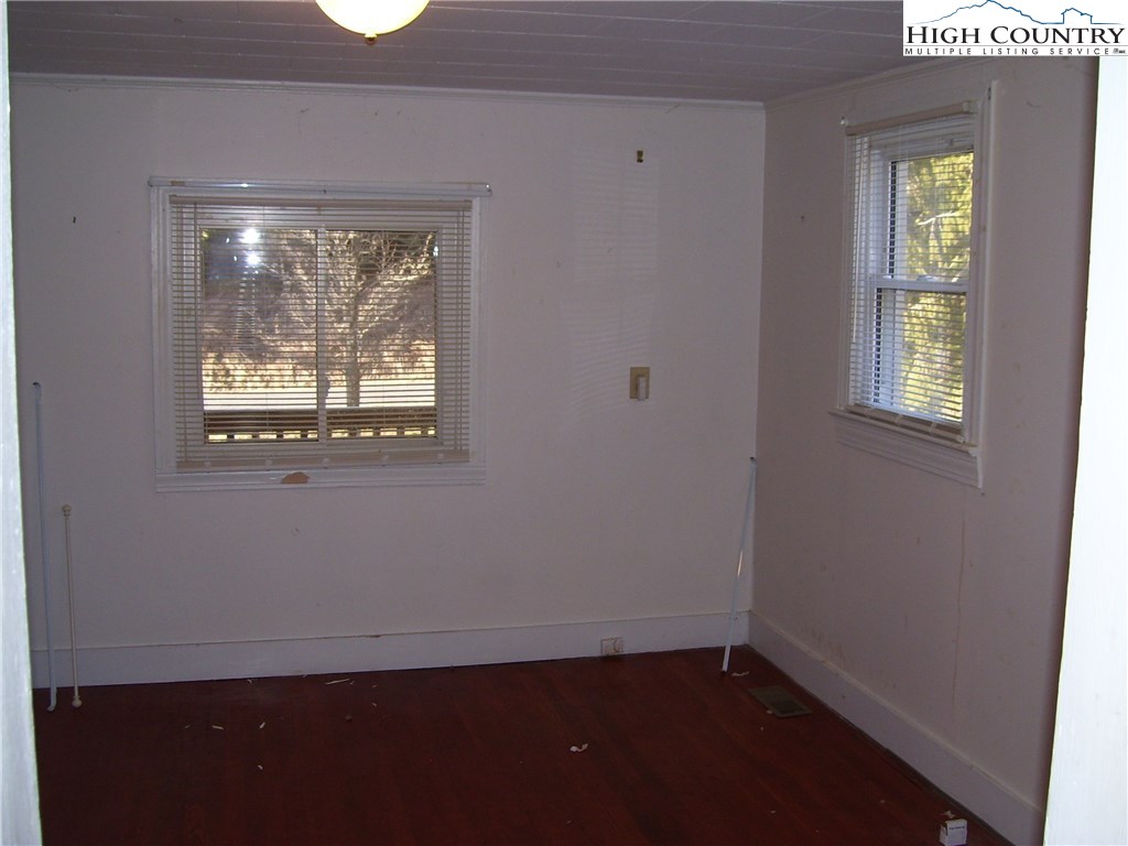 309 Ray Miller Road West Jefferson, NC 28694 - Photo 21 of 22 Gallery Image 21
