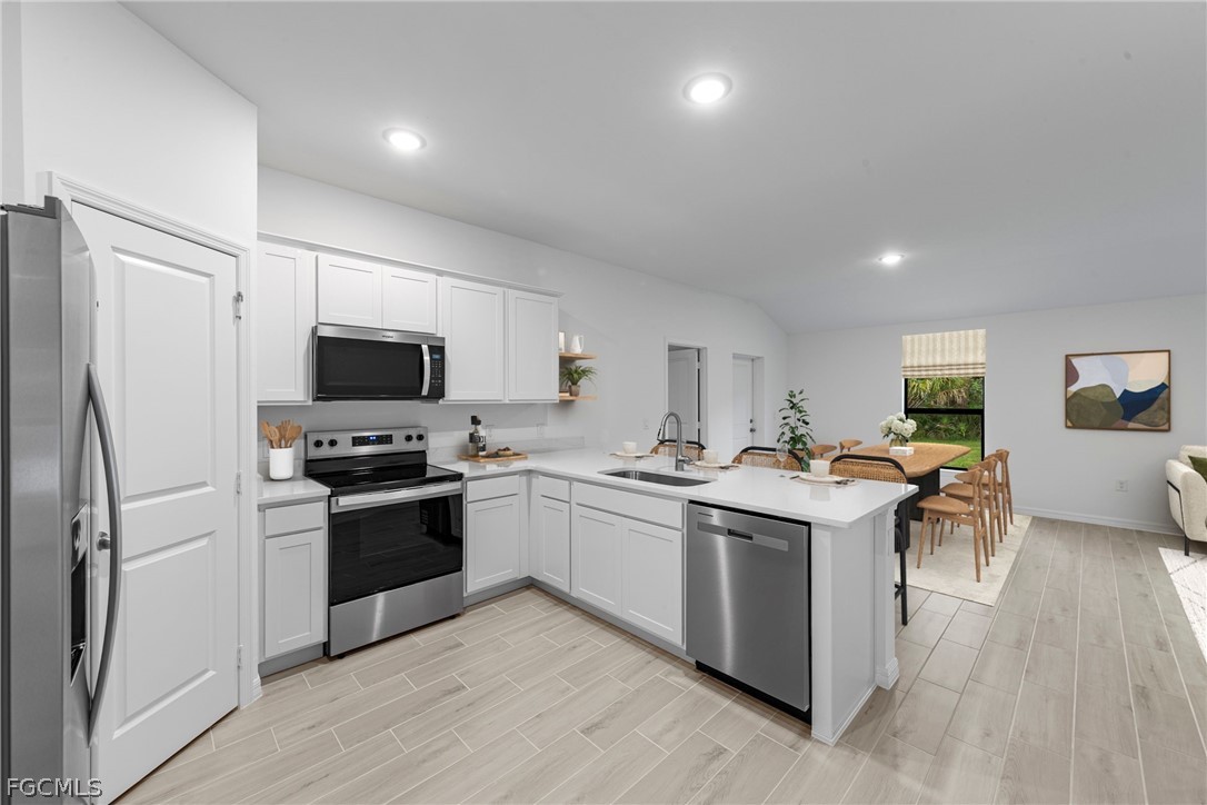 4004 7th Street Southwest Lehigh Acres, FL 33976 - Photo 8 of 18