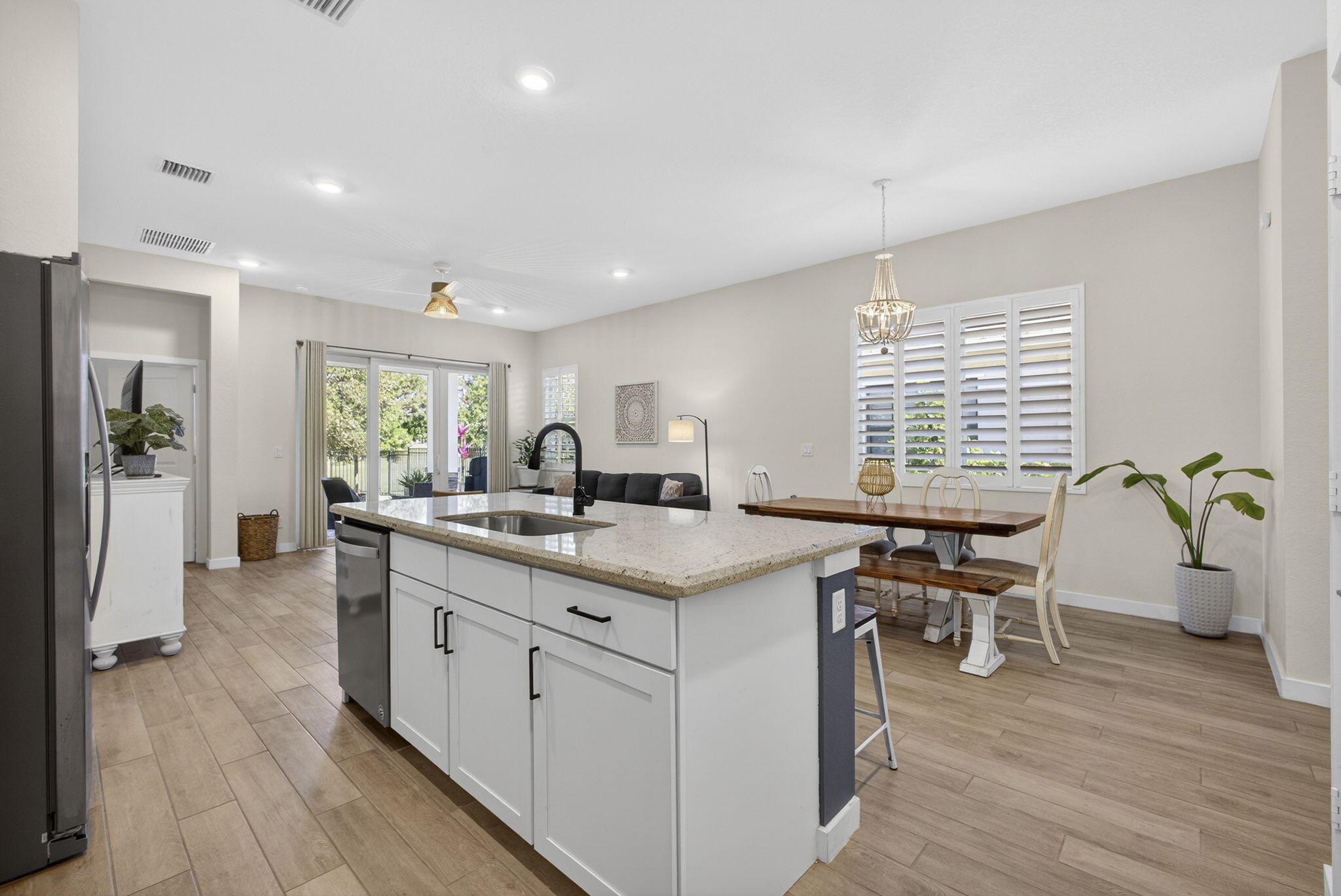 19699 Weathervane Way Loxahatchee, FL 33470 - Photo 11 of 61 21-web-or-mls-BS1A3665